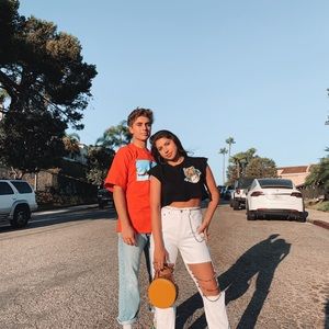 Meet your Posher, Logan